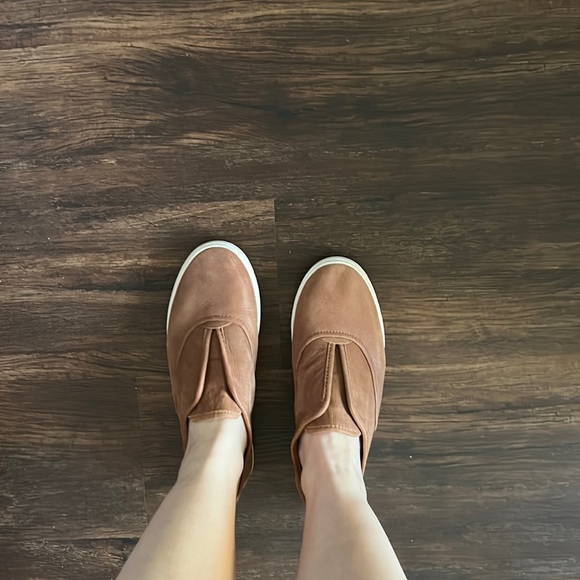 Frye Leather Slip on Sneakers in Brown - Size 8.5 - Picture 1 of 8